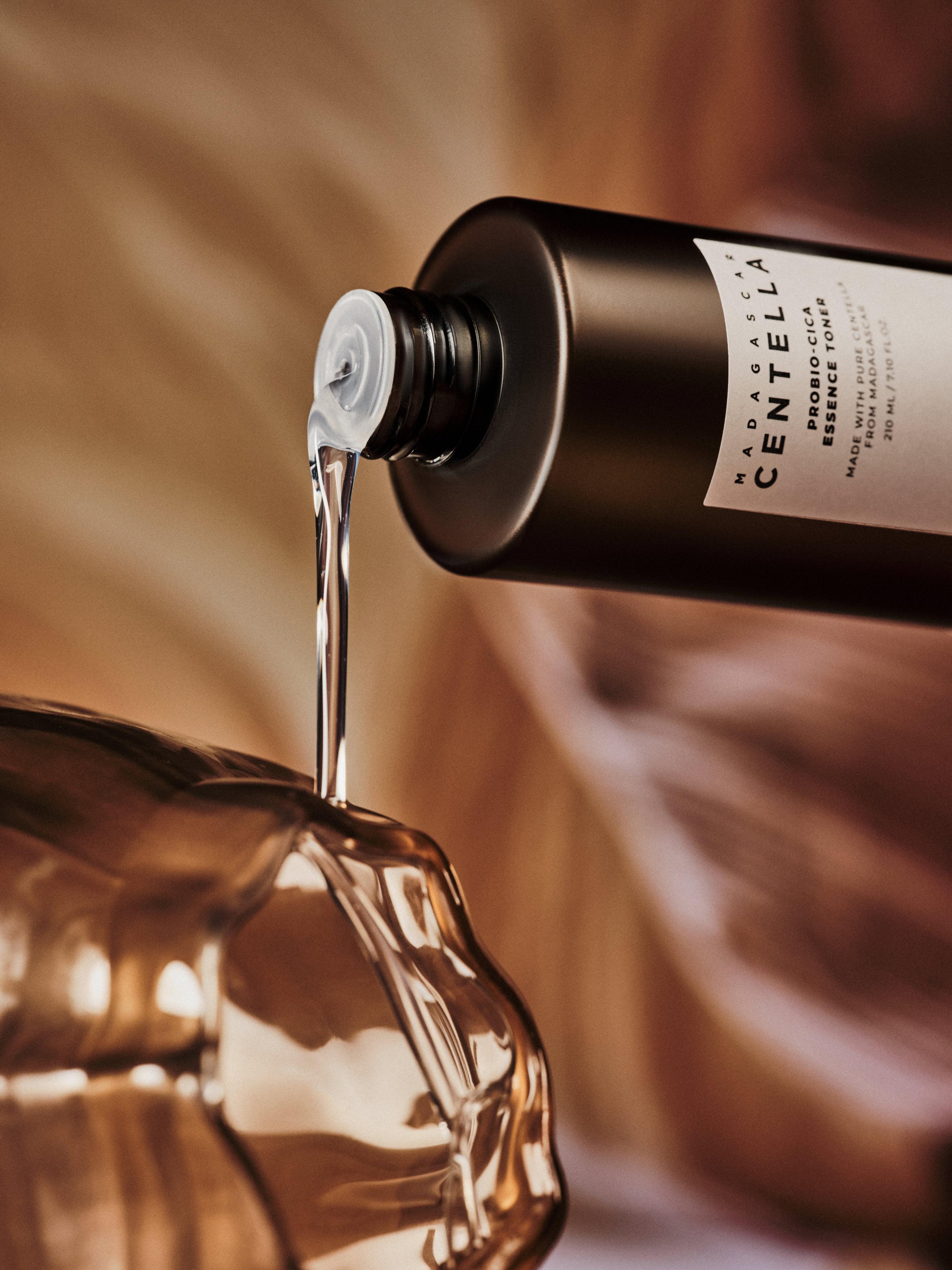 SKIN1004 Madagascar Centella Probio-Cica Essence Toner 210ml view 2