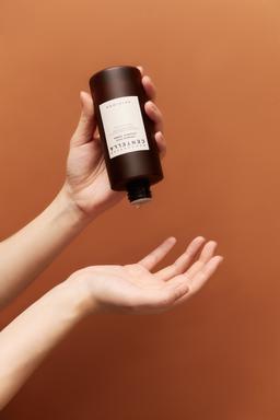 SKIN1004 Madagascar Centella Probio-Cica Essence Toner 210ml view 3