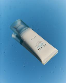 SKIN1004 Madagascar Centella Hyalu-Cica Water-Fit Sun Serum 50ml view 2