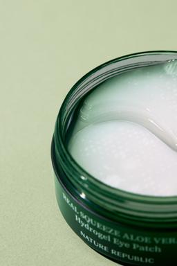 Nature Republic Real Squeeze Aloe Vera Hydrogel Eye Patch 60pcs view 3