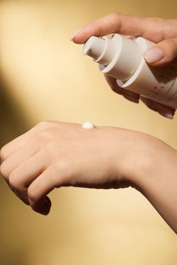 Nature Republic Ginseng Royal Silk Emulsion 120ml view 3