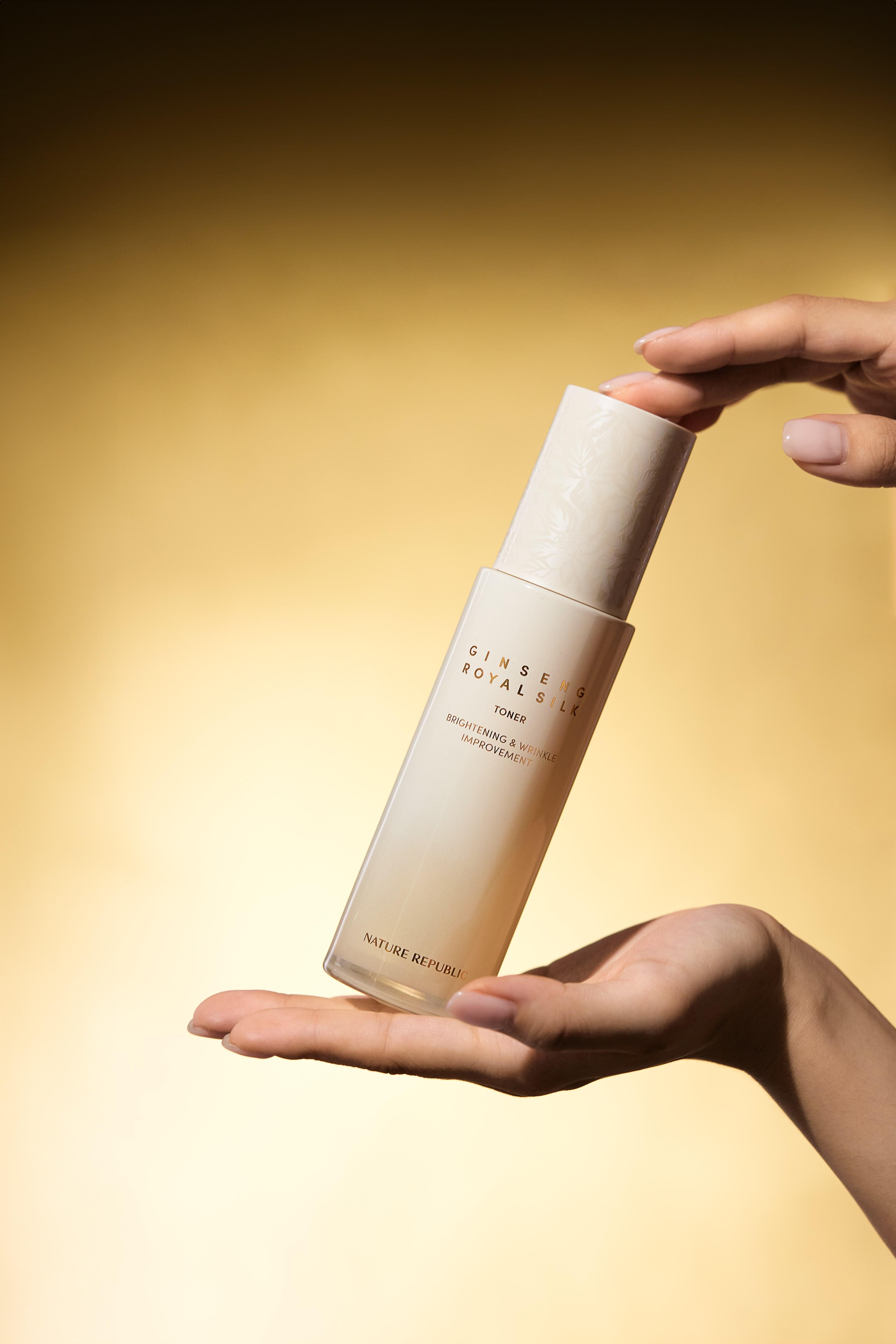 Nature Republic Ginseng Royal Silk Toner 130ml view 2