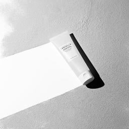 SKIN1004 Madagascar Centella Tone Brightening Cleansing Gel Foam 125ml view 3