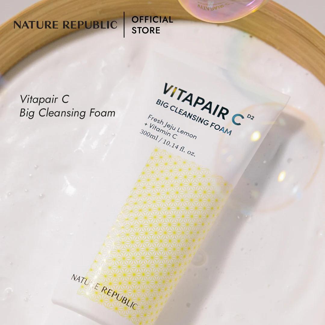 Nature Republic Vitapair C Big Cleansing Foam 300ml view 3